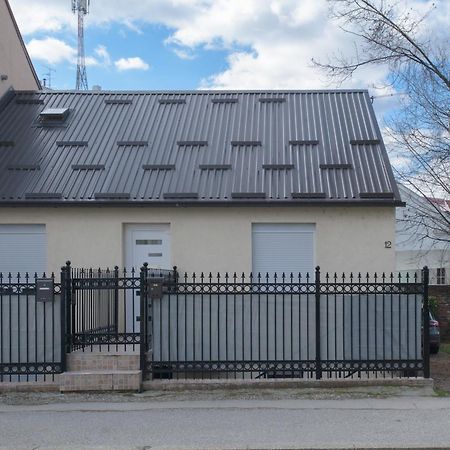 Ferienwohnung Zagreb, New, Free Parking, Near Bus Station Exterior foto